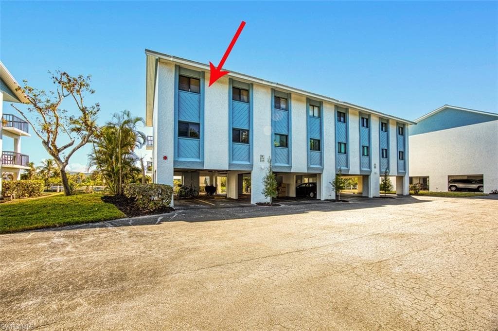 1250 Tennisplace CT # B31, SANIBEL FL 33957-26