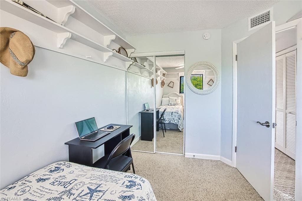 1250 Tennisplace CT # B31, SANIBEL FL 33957-21