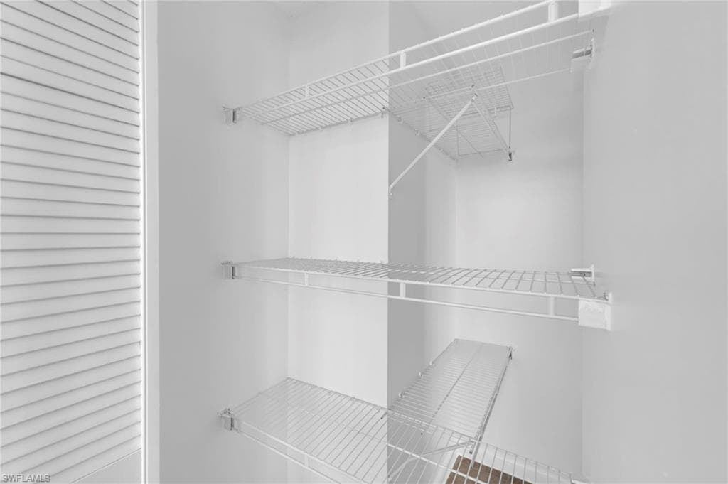 2875 Palm Beach BLVD # 205, FORT MYERS FL 33916-24