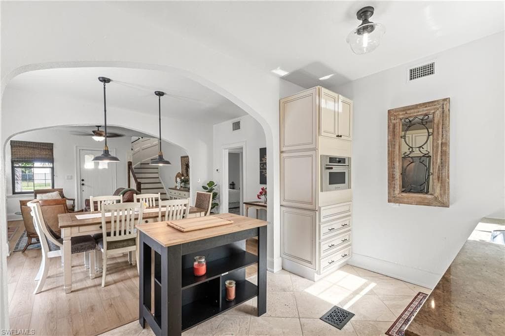 2408 Euclid AVE, FORT MYERS FL 33901-12