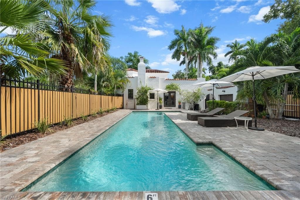 2408 Euclid AVE, FORT MYERS FL 33901-30