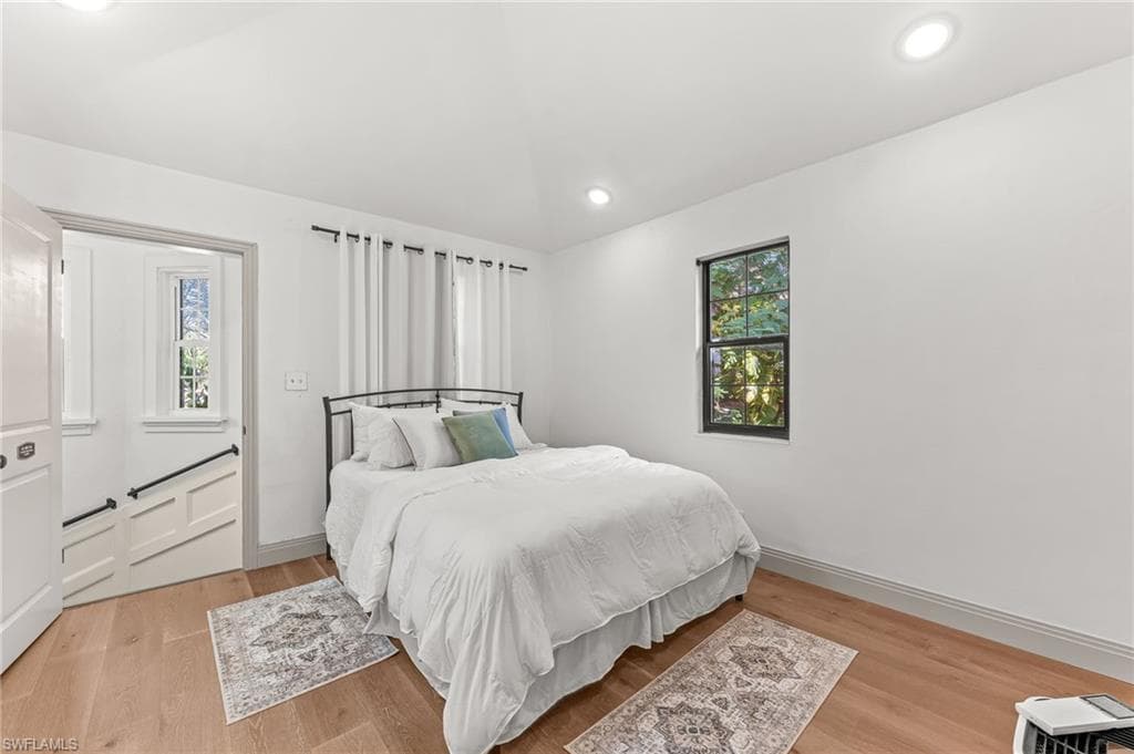 2408 Euclid AVE, FORT MYERS FL 33901-24