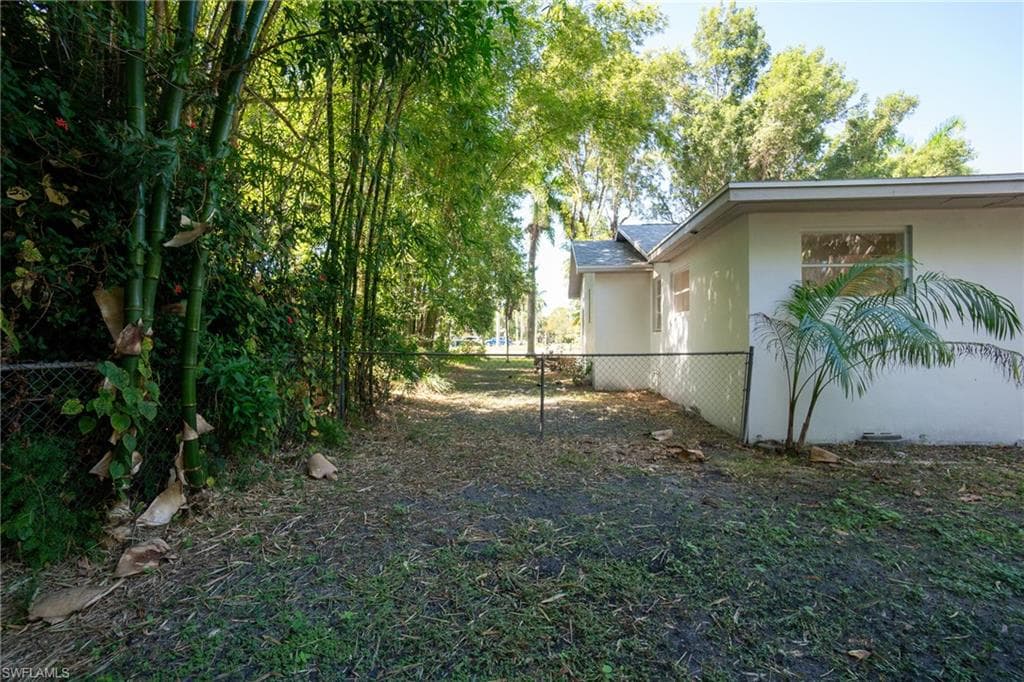 2535 Cortez BLVD, FORT MYERS FL 33901-25