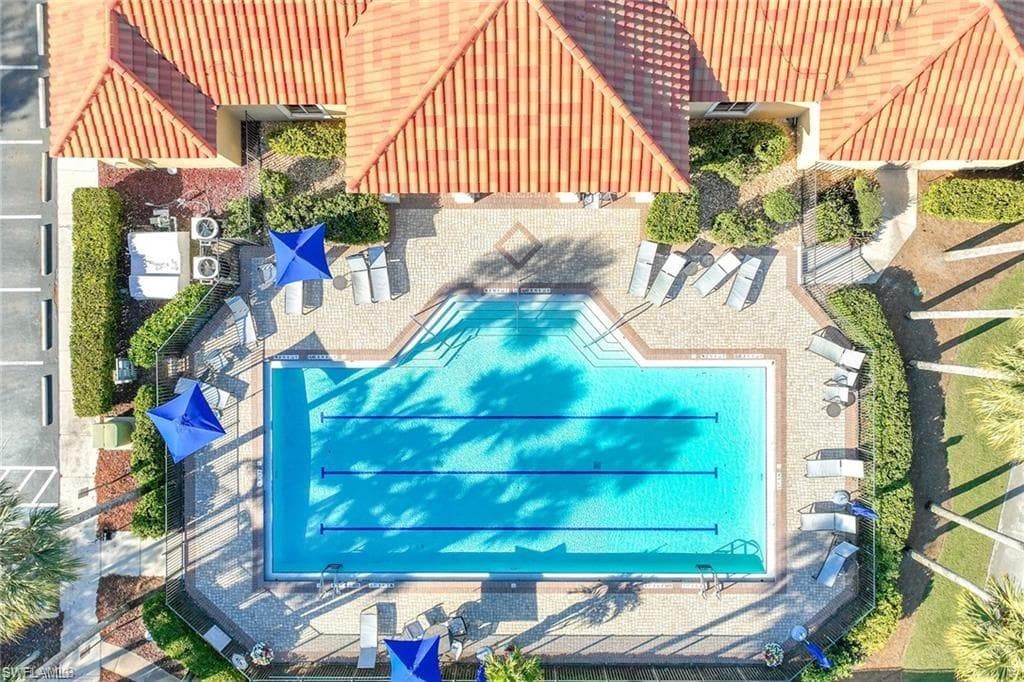 3033 Olde Cove WAY, NAPLES FL 34119-46