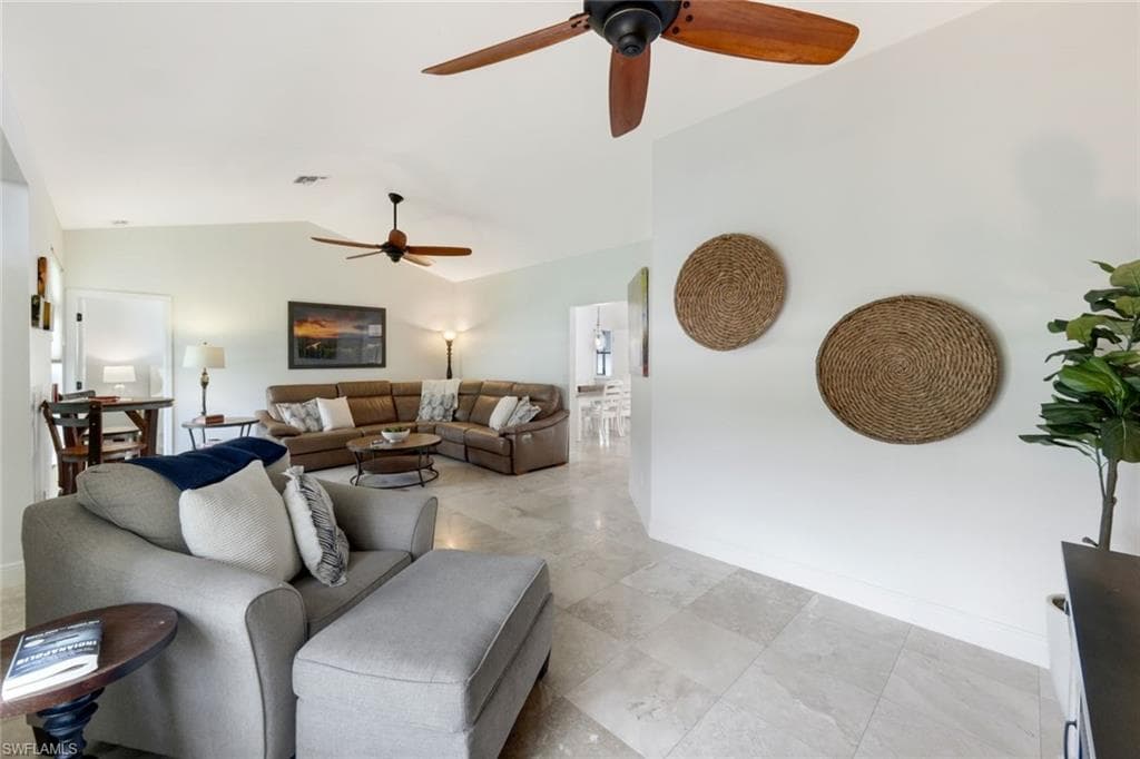 11641 Red Hibiscus DR, BONITA SPRINGS FL 34135-5