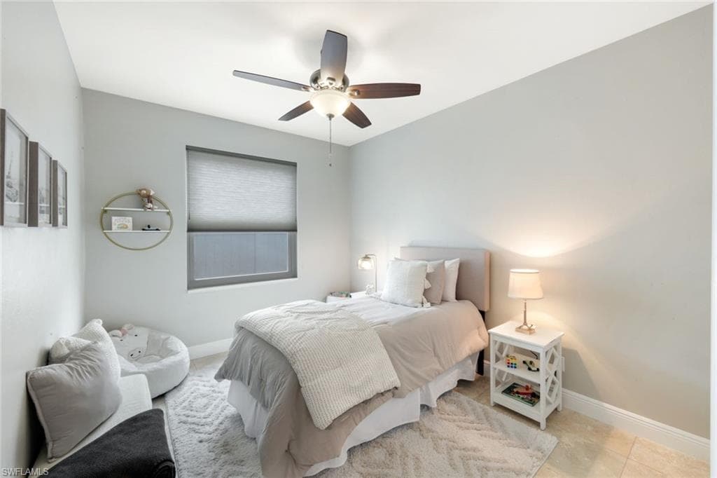 11641 Red Hibiscus DR, BONITA SPRINGS FL 34135-19