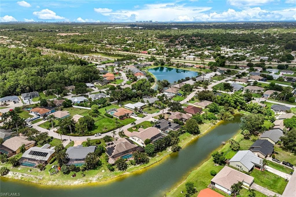 11641 Red Hibiscus DR, BONITA SPRINGS FL 34135-32