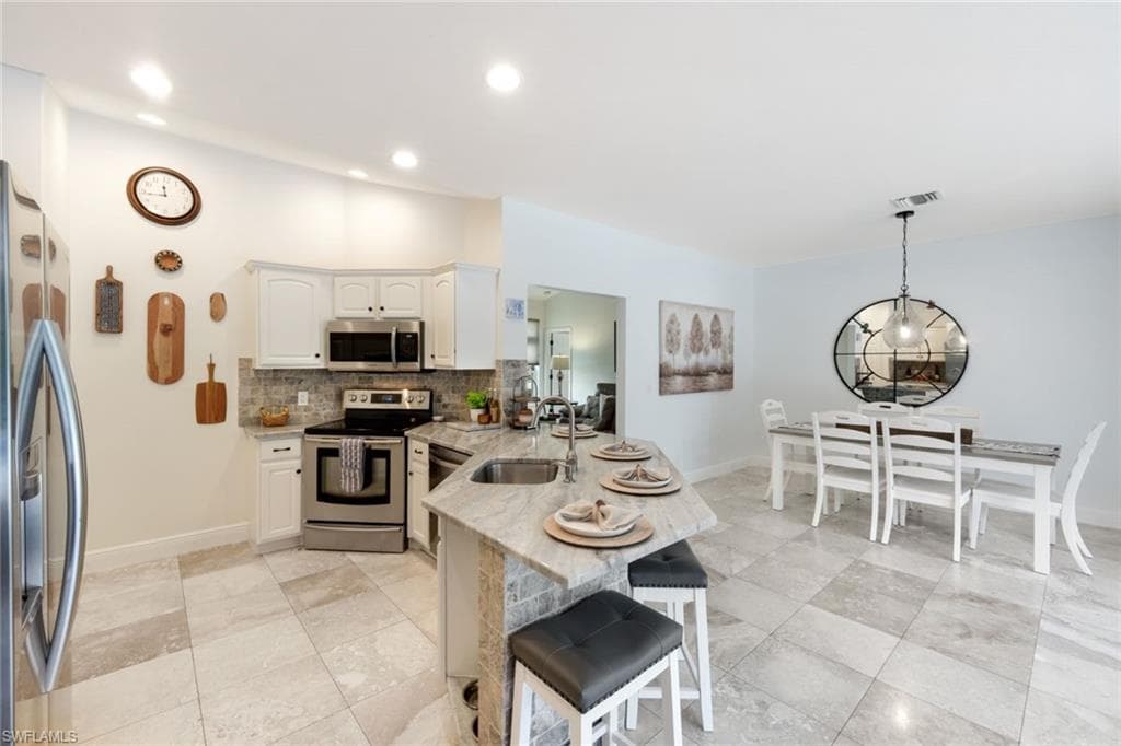 11641 Red Hibiscus DR, BONITA SPRINGS FL 34135-10