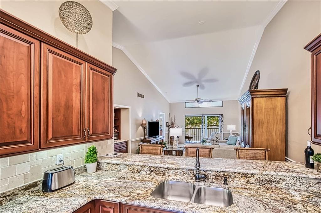 16401 Kelly Woods DR # 144, FORT MYERS FL 33908-16