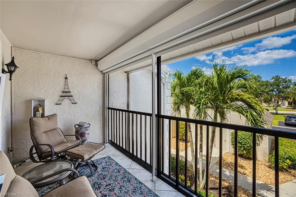 16401 Kelly Woods DR # 144, FORT MYERS FL 33908-3