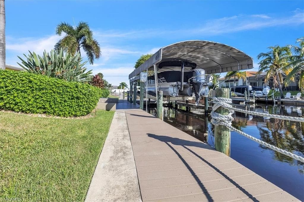 5305 Malaluka CT, CAPE CORAL FL 33904-41