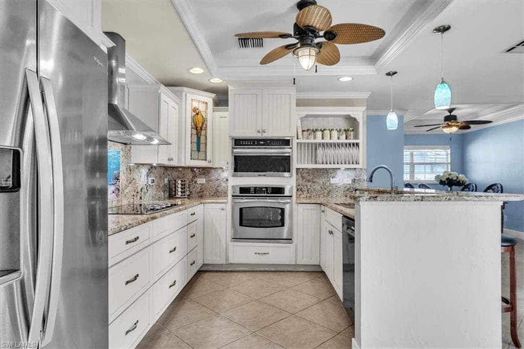 5305 Malaluka CT, CAPE CORAL FL 33904-10