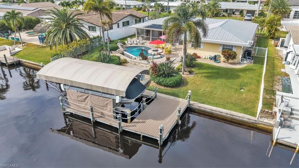 5305 Malaluka CT, CAPE CORAL FL 33904-43
