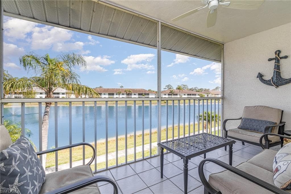 484 Belina DR # 1404, NAPLES FL 34104-1