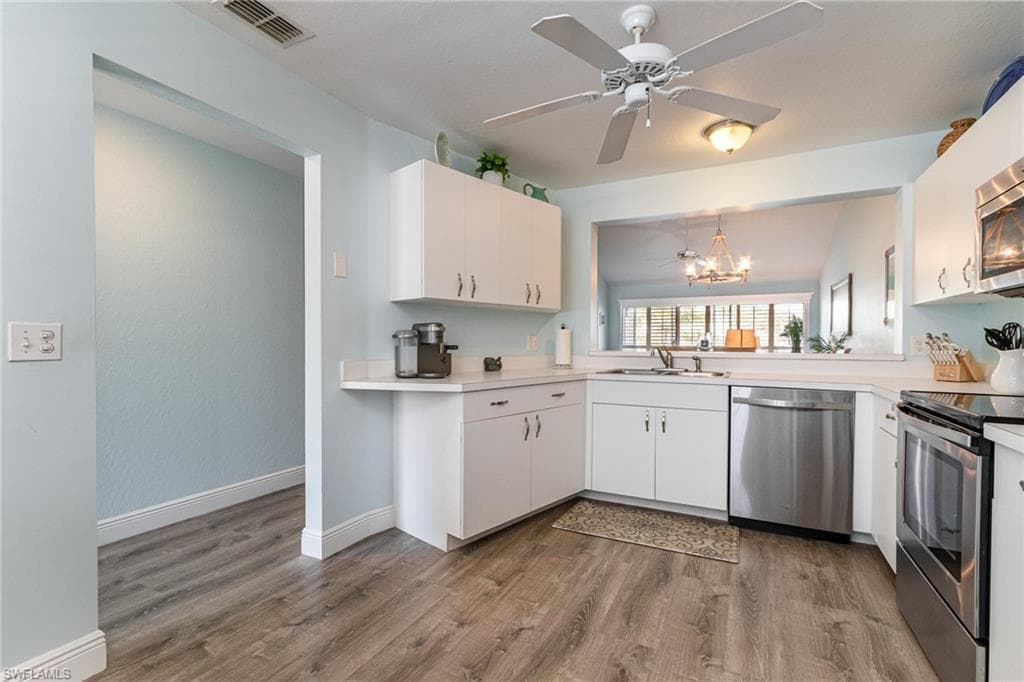 484 Belina DR # 1404, NAPLES FL 34104-10