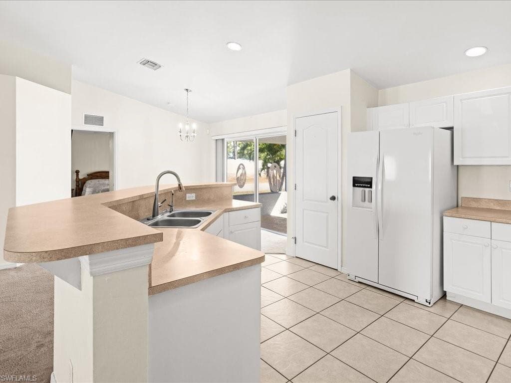 4427 NE 21st PL, CAPE CORAL FL 33909-9