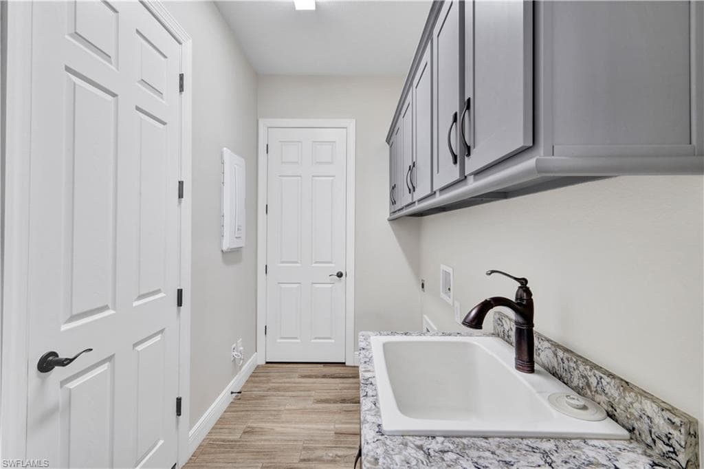 1189 S Town And River DR-31