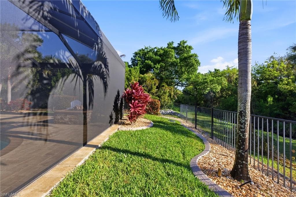 1189 S Town And River DR-28