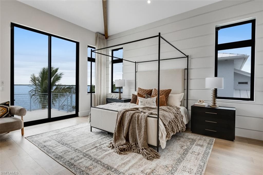 15 Bayview BLVD, FORT MYERS BEACH FL 33931-5