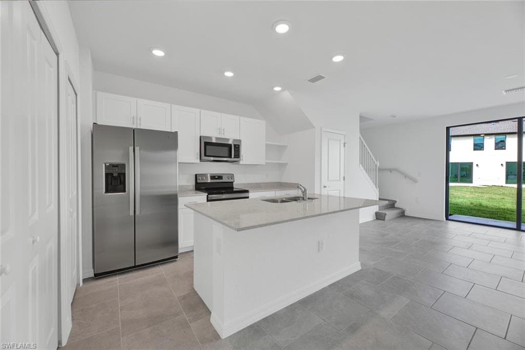 14236 Oviedo PL, FORT MYERS FL 33905-1