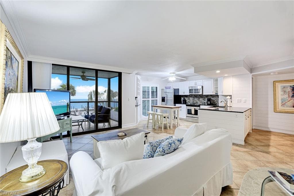 1085 Bald Eagle DR # C303, MARCO ISLAND FL 34145-6