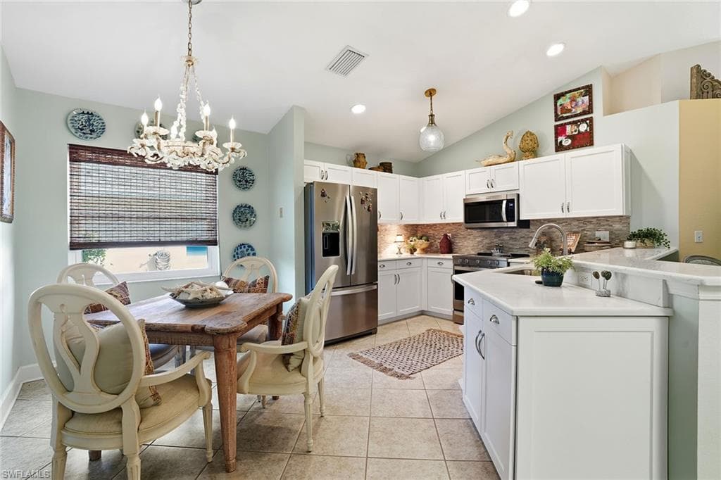 3688 Kent DR, NAPLES FL 34112-4