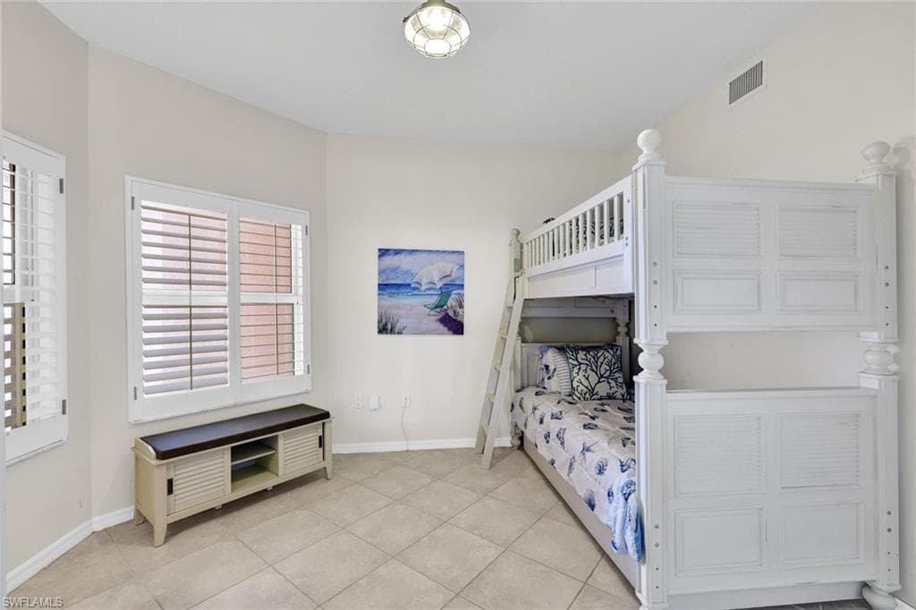 262 Barefoot Beach BLVD 205-15
