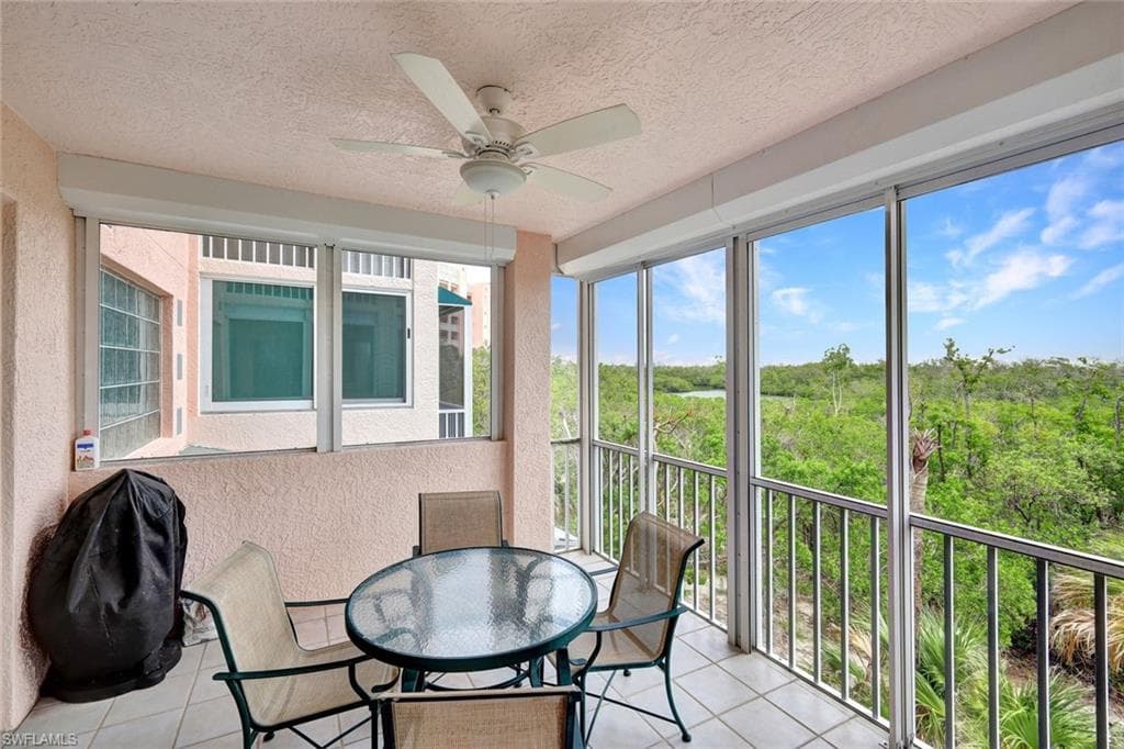 262 Barefoot Beach BLVD 205-17