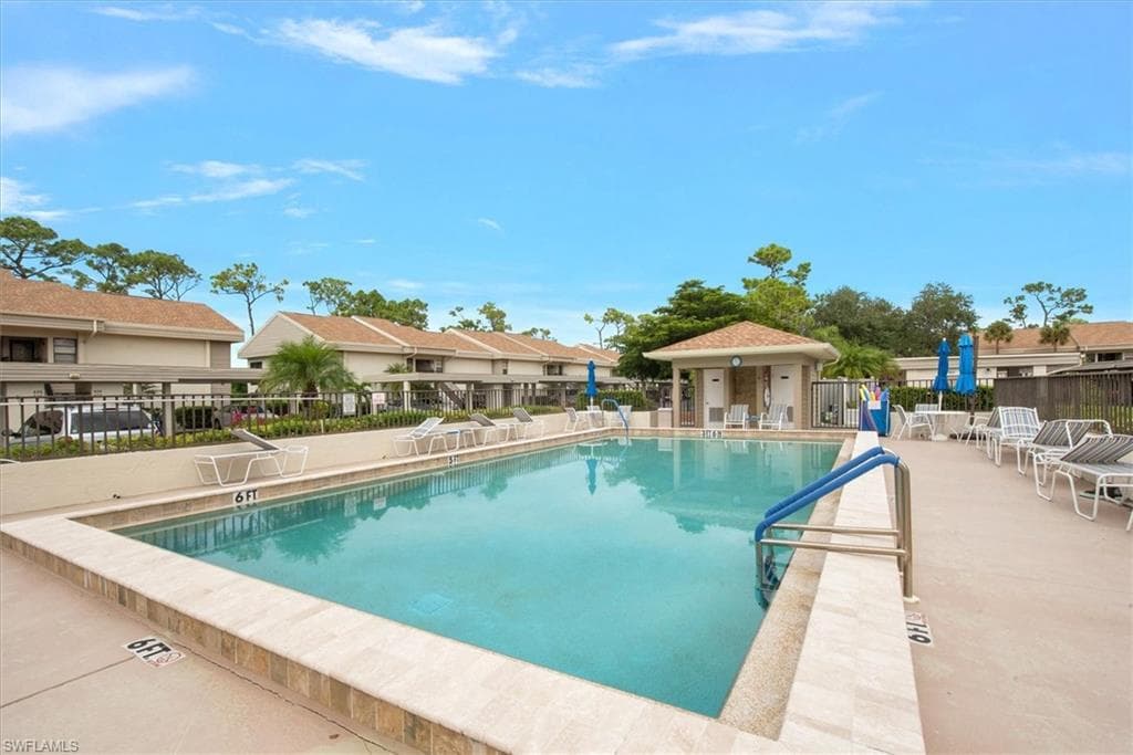 5665 Trailwinds DR # 616, FORT MYERS FL 33907-28