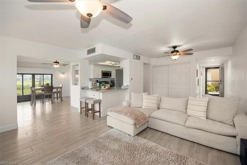 5665 Trailwinds DR # 616, FORT MYERS FL 33907-7