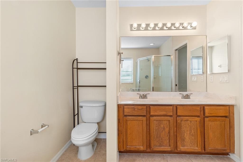 9602 Roundstone CIR, FORT MYERS FL 33967-26