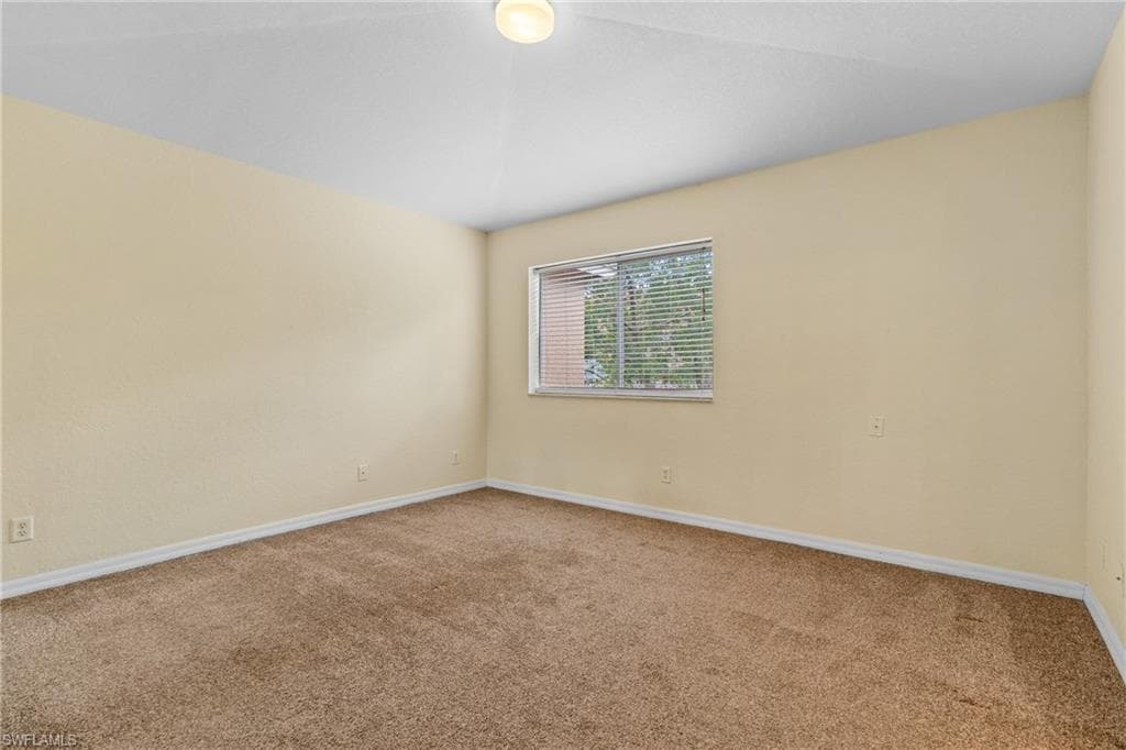 9602 Roundstone CIR, FORT MYERS FL 33967-23