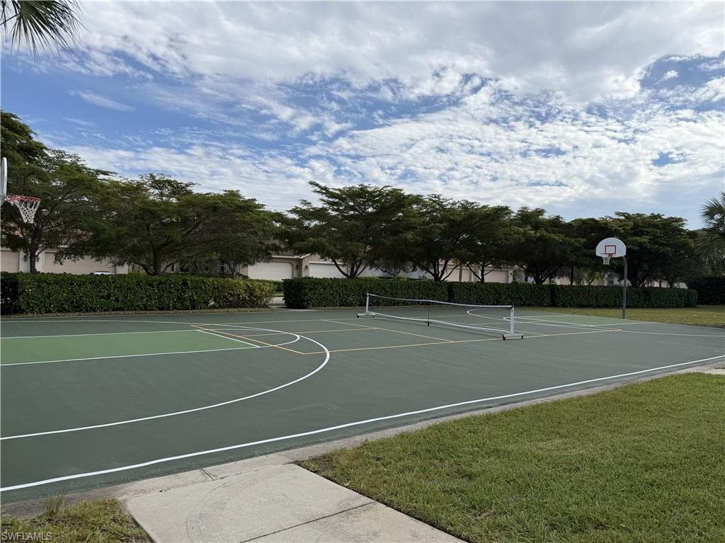 13462 Kent ST, NAPLES FL 34109-26