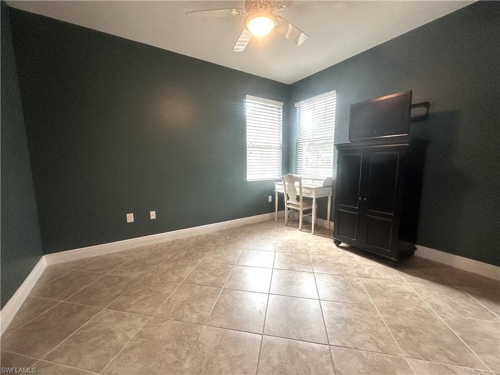 13462 Kent ST, NAPLES FL 34109-19