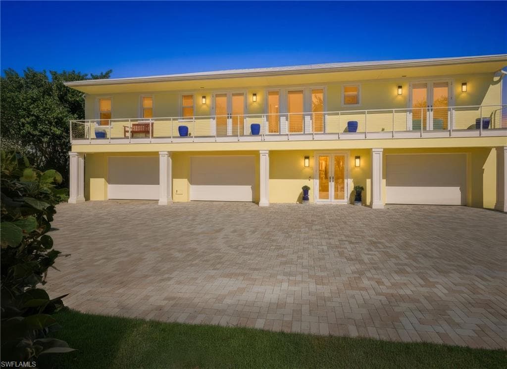 4988 Joewood DR, SANIBEL FL 33957-45