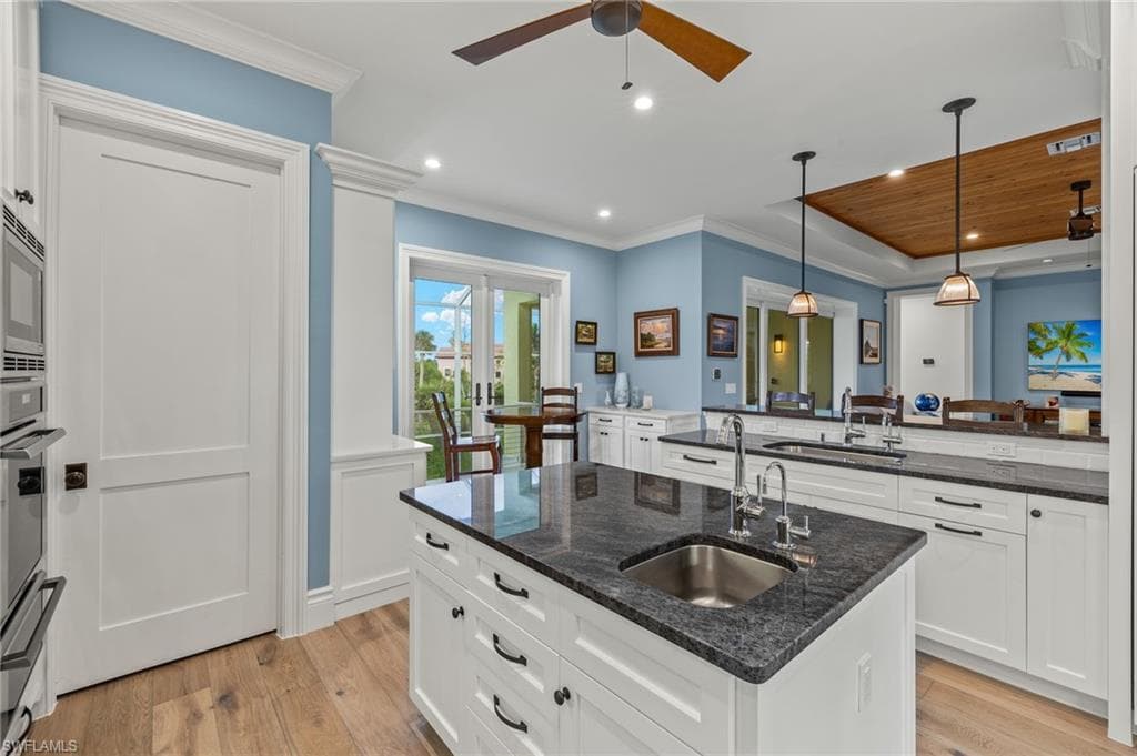 4988 Joewood DR, SANIBEL FL 33957-21