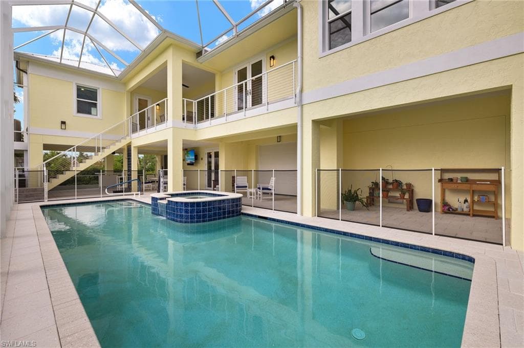 4988 Joewood DR, SANIBEL FL 33957-18