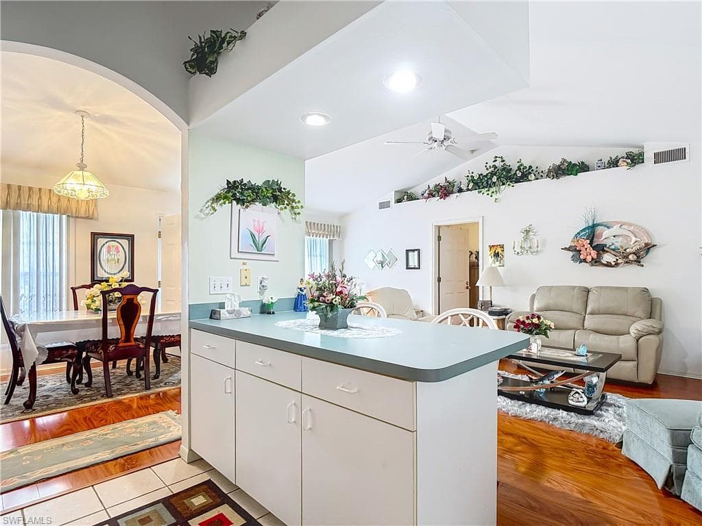 402 Chancery AVE, LEHIGH ACRES FL 33936-15