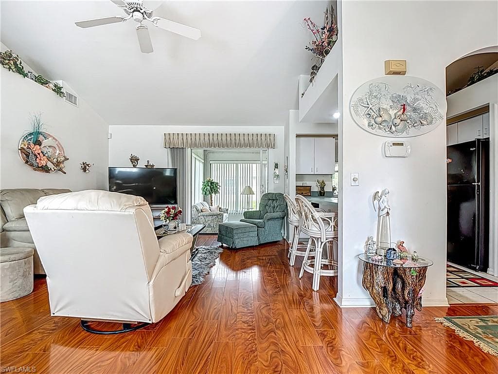 402 Chancery AVE, LEHIGH ACRES FL 33936-8