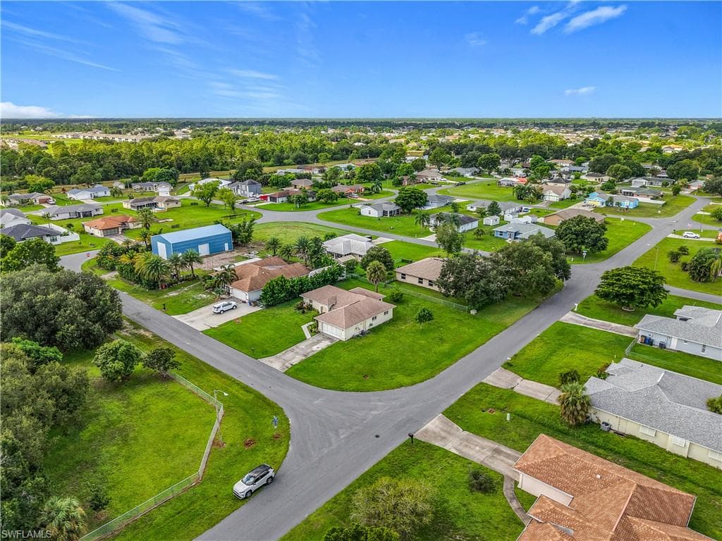 402 Chancery AVE, LEHIGH ACRES FL 33936-47