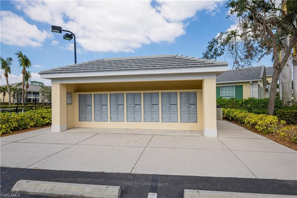 9948 Palmarrosa WAY, FORT MYERS FL 33919-26