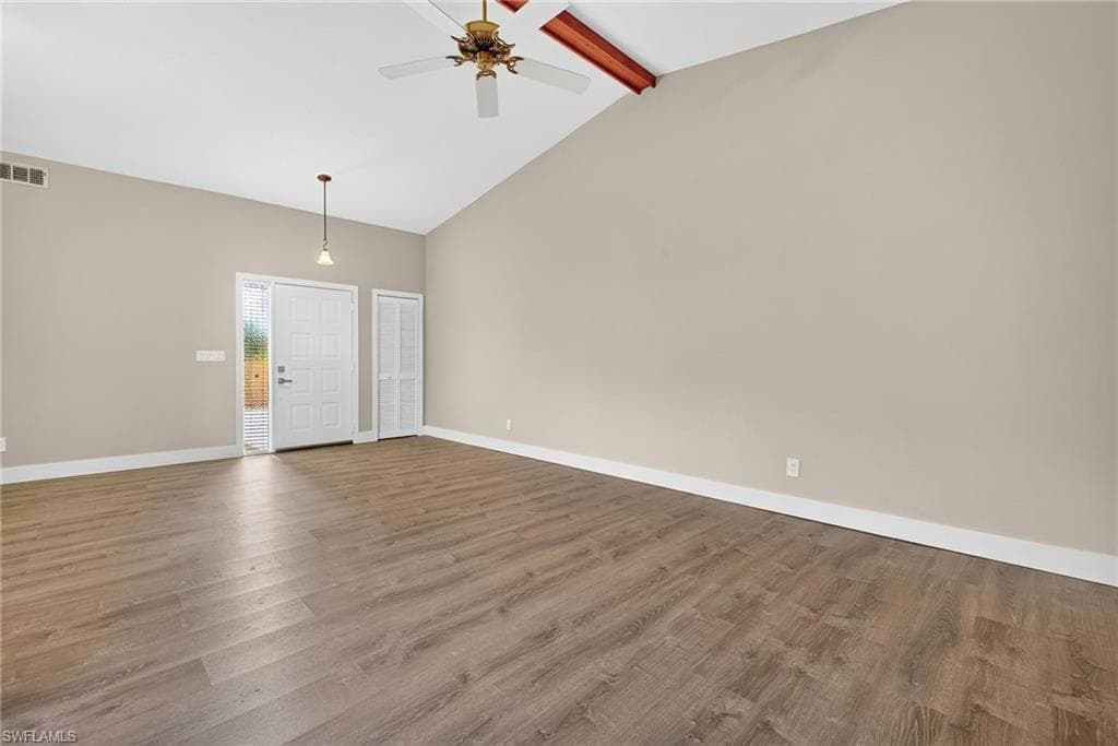 5490 Governors DR, FORT MYERS FL 33907-8