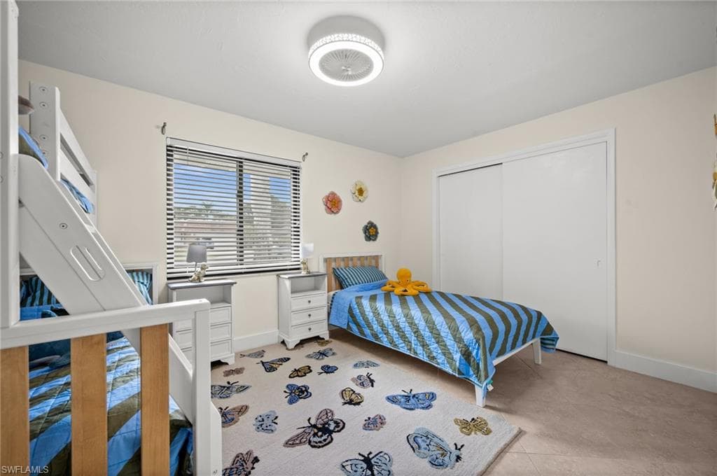 472 Palm River BLVD, NAPLES FL 34110-41