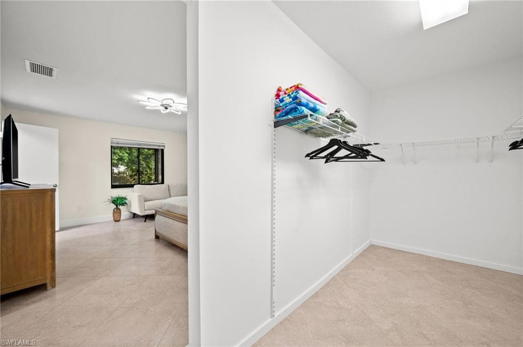 472 Palm River BLVD, NAPLES FL 34110-45