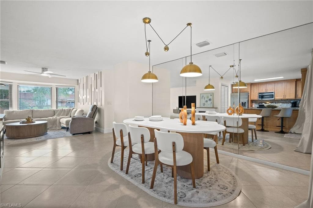 472 Palm River BLVD, NAPLES FL 34110-15