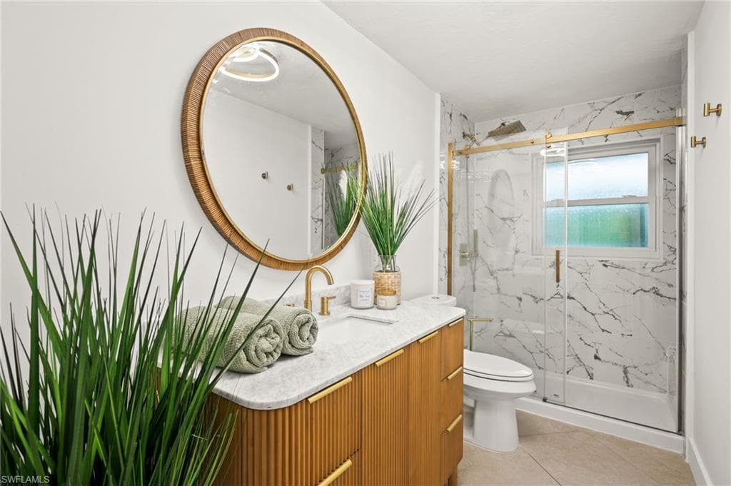 472 Palm River BLVD, NAPLES FL 34110-40