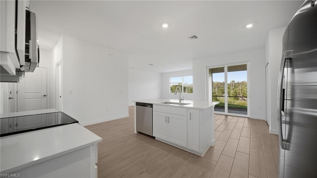 15705 Raveneli CT, FORT MYERS FL 33908-16