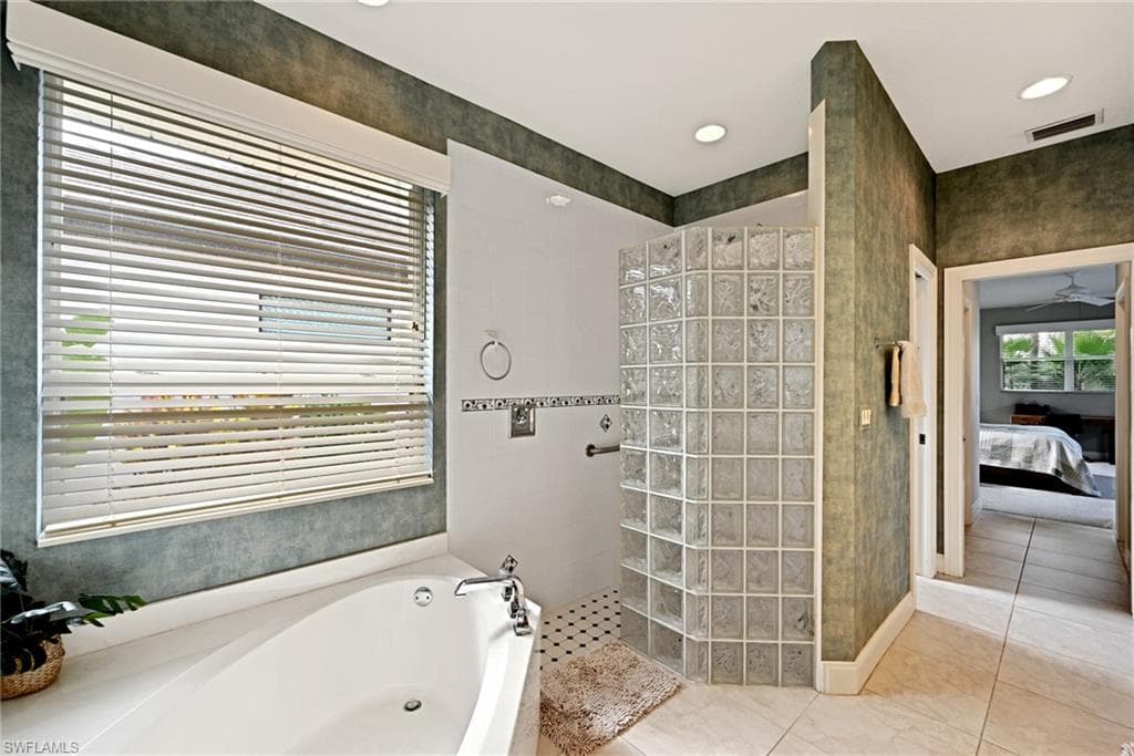 718 Antalya CT, PUNTA GORDA FL 33950-38