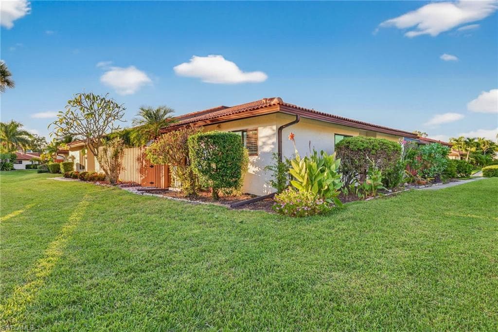 1414 Park Shore CIR # 2, FORT MYERS FL 33901-1