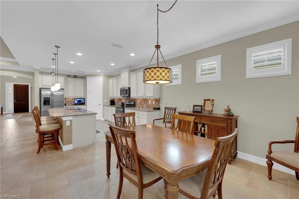 8720 Westwood Oaks PL, FORT MYERS FL 33908-11